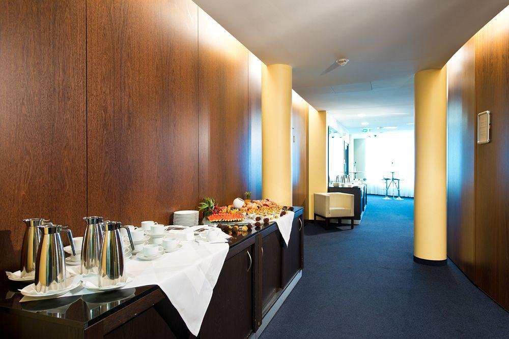 Adrema Hotel Берлін Екстер'єр фото
