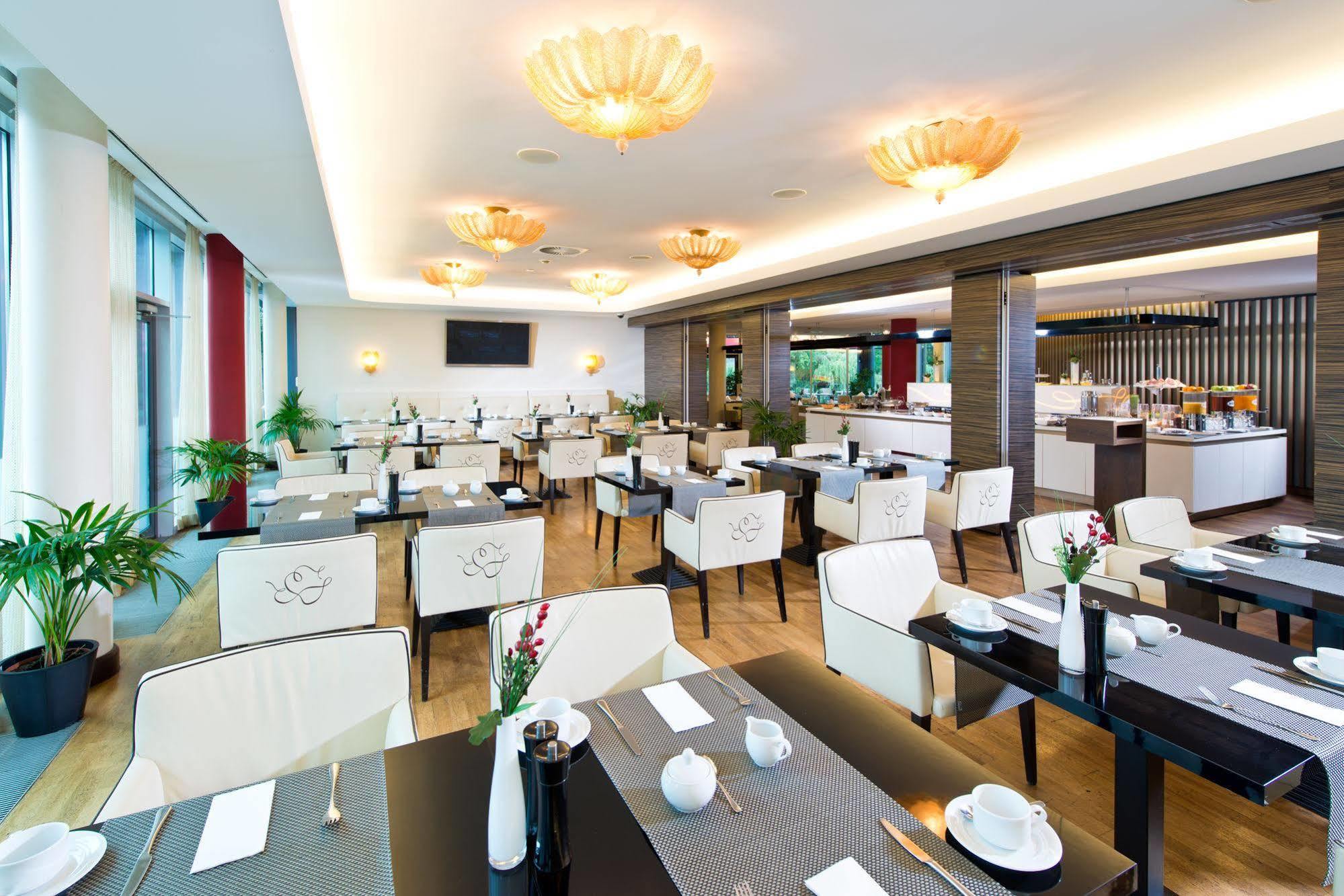 Adrema Hotel Берлін Екстер'єр фото